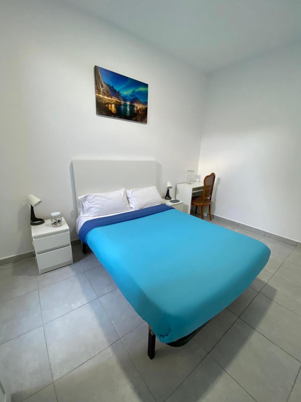شقة Habitacion Para Tu Estadia Corta En Bcn برشلونة المظهر الخارجي الصورة